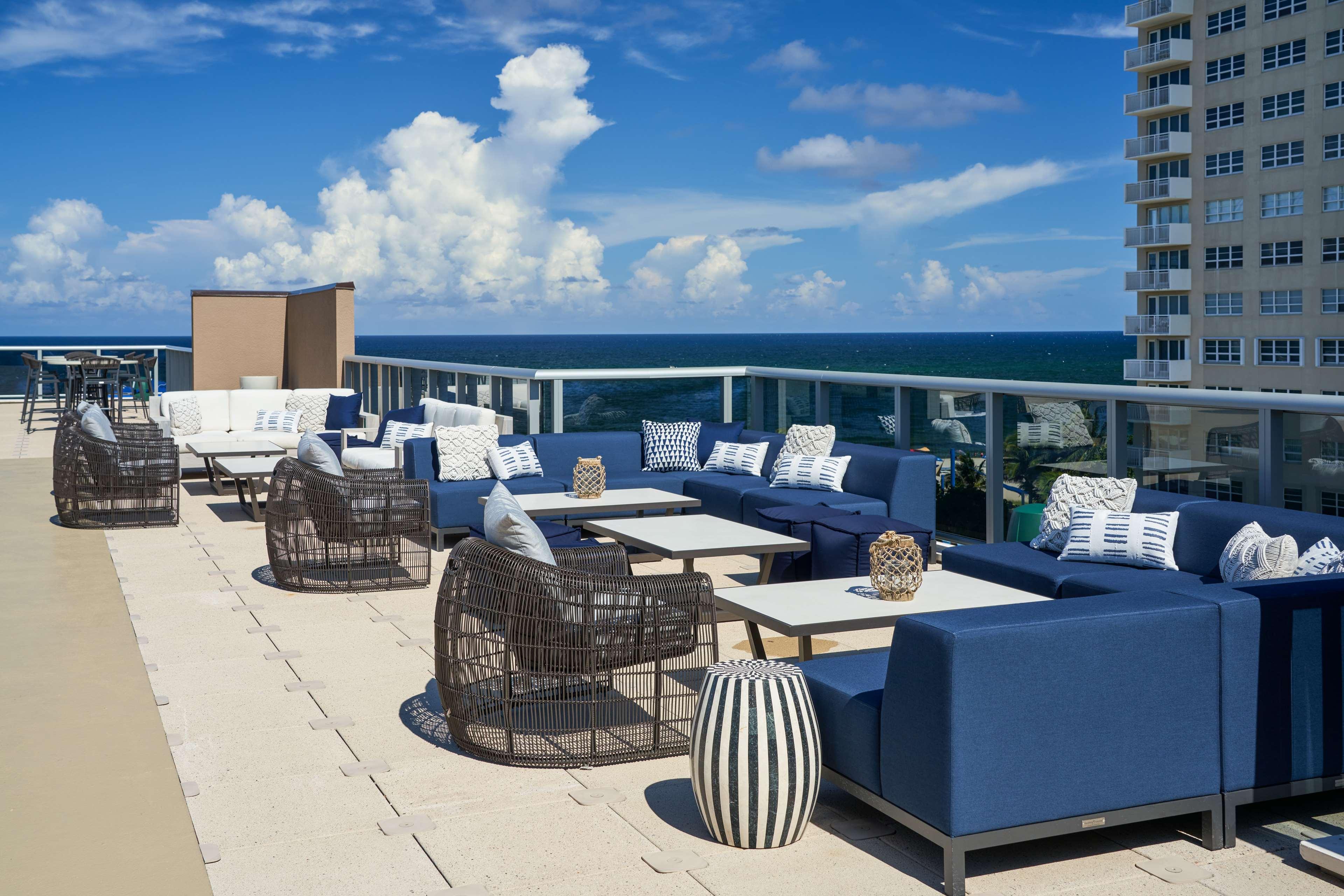 Tru By Hilton Pompano Beach Pier Exterior foto